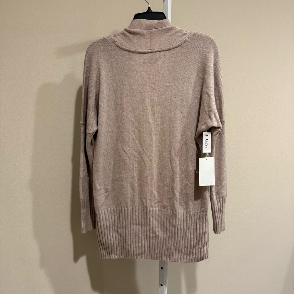 Aritzia Lenox Cardigan - Picture 2 of 7
